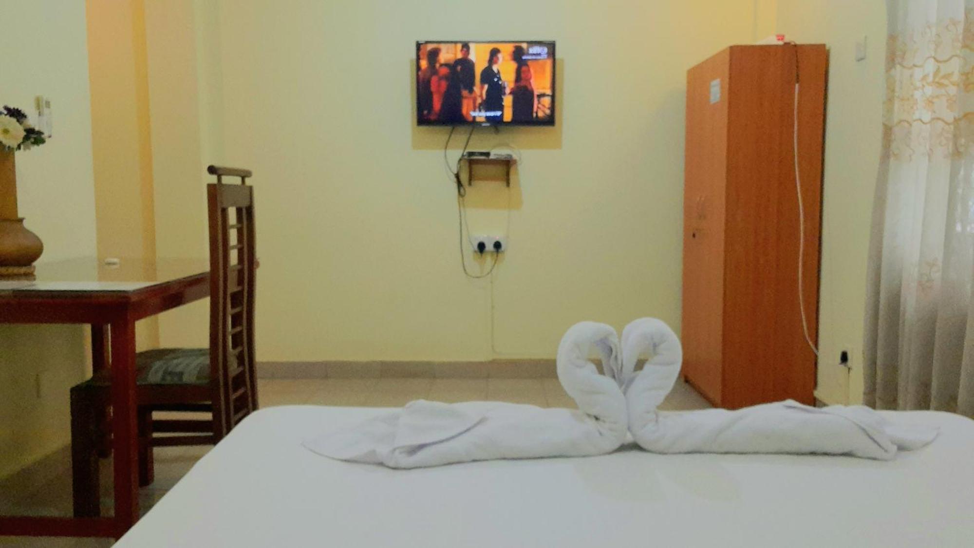 Madara Hotel Horana Luaran gambar